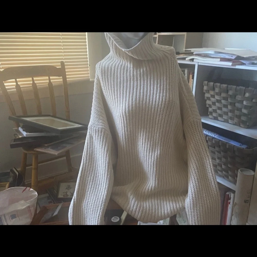 FREE PEOPLE Oversize COTTON BLEND RIB KNIT SWEATER-SzL Funnel neck NWT -SPRING - Picture 9 of 9